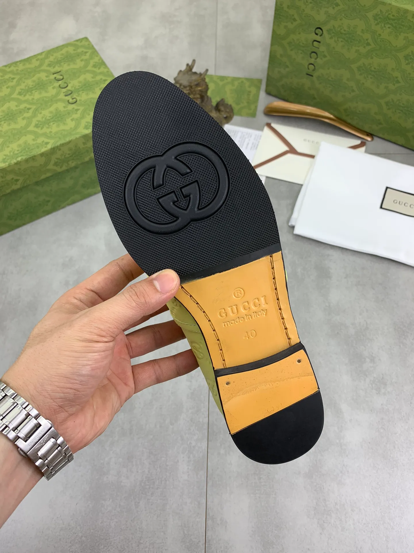 Men's Men's Shoes 💰P500💰【New Style】Water-dyed Niuli Gucci's most popular selection of lazy slip-on leather shoes (Gucci) official website latest Gucci lazy leather shoes, hot style 💥 simple and elegant style, exclusive for trendy men. Unique official website latest brand original double G embossing Elements 👑 Original Gucci decoration, fashionable and elegant, fabric original calfskin ✅ fully imported first-layer cowhide lining, official website designated wear-resistant, rubber business outsole, classic model taken at the counter in real life 🎬38-44 Various colors available